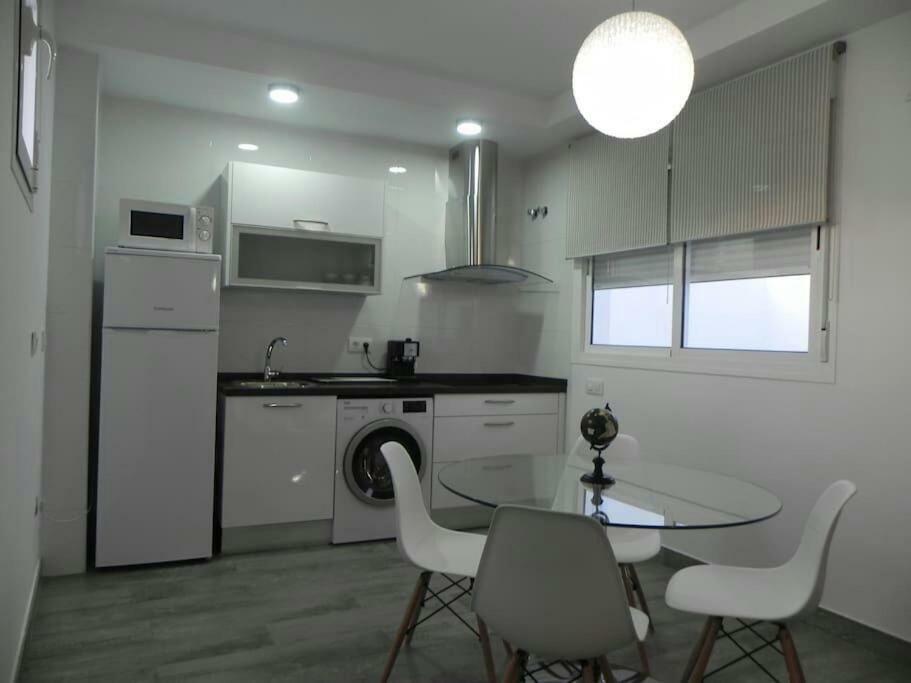 Atico Con Terraza En Alameda De Hercules Sevilha Exterior foto